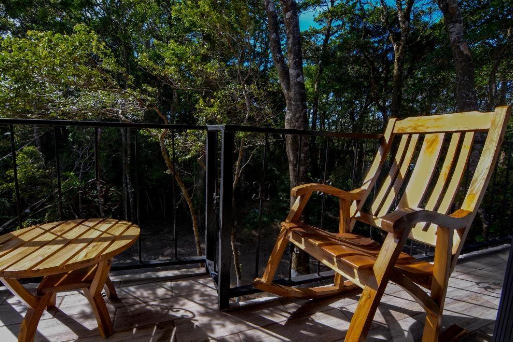 Cabanas Roca Verde Monteverde エクステリア 写真