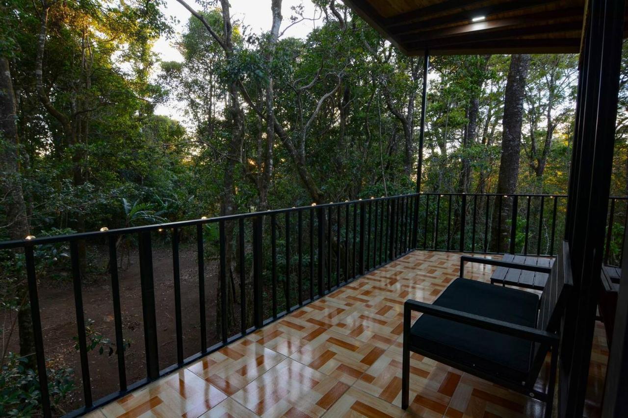 Cabanas Roca Verde Monteverde エクステリア 写真
